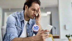 El uso excesivo del celular provoca dolores de cabeza y cuello