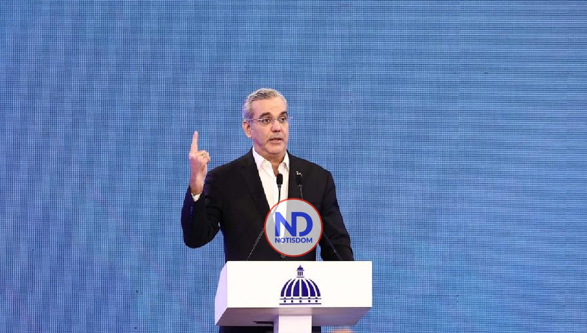 RD mantendrá cerrado espacio aéreo con Haití