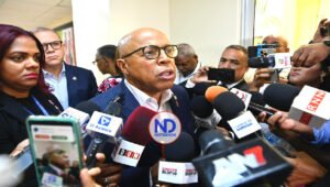 Alfredo Pacheco no descarta modificaciones al proyecto de reforma fiscal