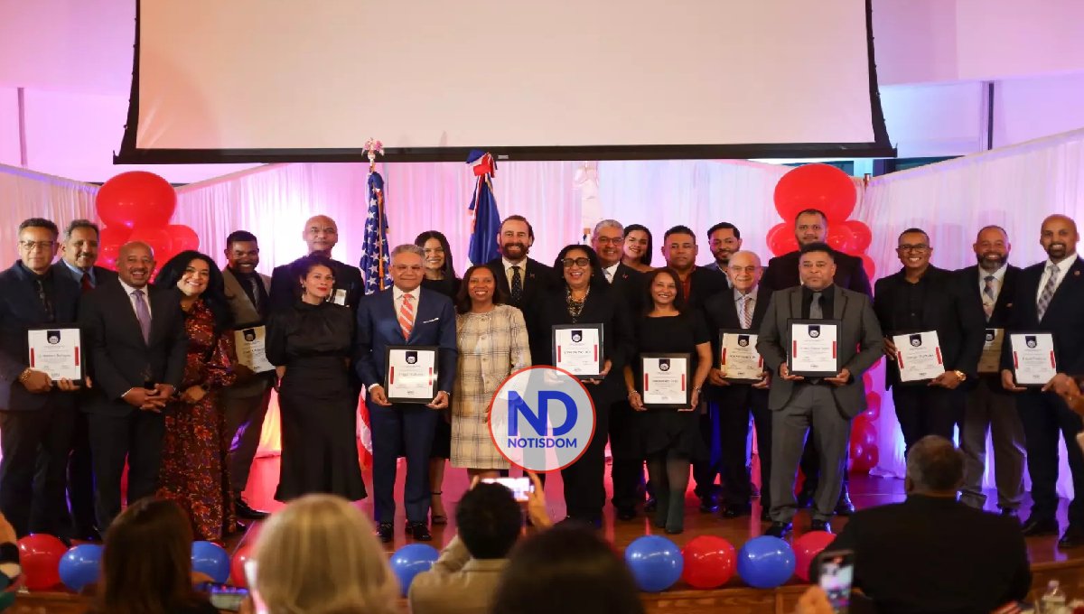 INDEX reconoce a dominicanas y dominicanos destacados en Massachusetts y Rodhe Island 2 INDEX reconoce a dominicanas y dominicanos destacados en Massachusetts y Rodhe Island