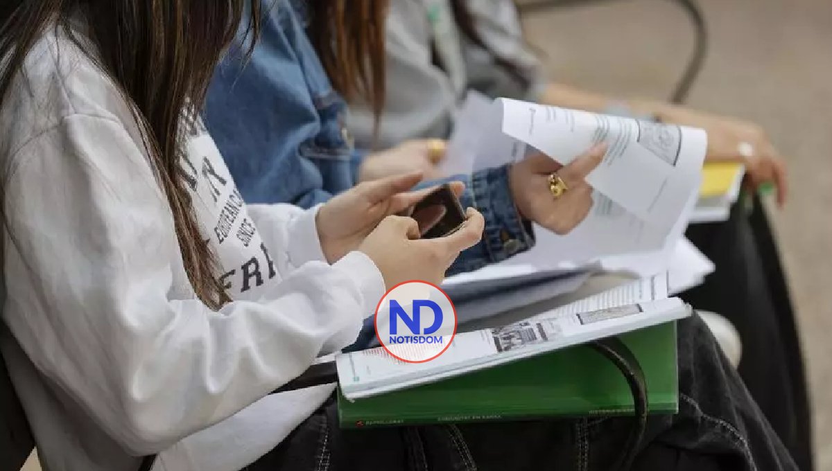 Internet y el móvil son ya tecnologías esenciales para los ciudadanos de todas las edades