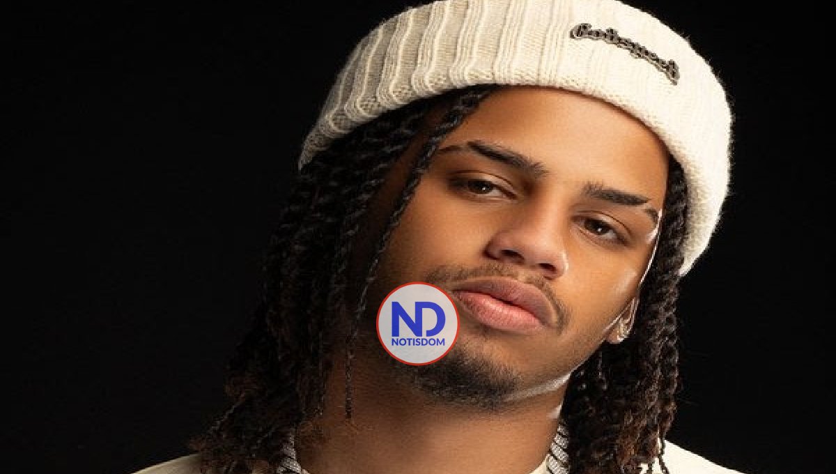 Kreizy K es proclamado “Artista en Ascenso”en Premios Glamour Awards