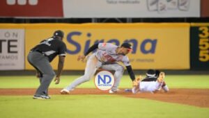 Leones siguen en la cima beisbol; Licey y Estrellas obtienen triunfos