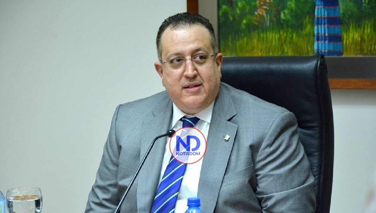 Magín Díaz, director DGII en gobierno del PLD, apoya reforma fiscal y afirma Abinader «es valiente”