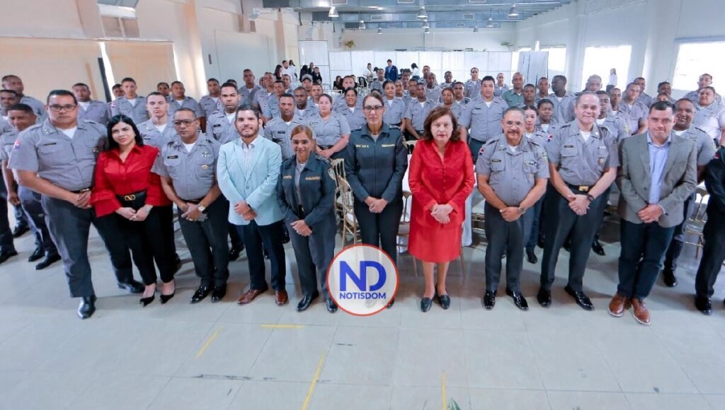 NOTISDOM FOTOS PF2024 2024 10 18T143913.821 Faride Raful invita a la juventud a participar en los cambios que necesita el país