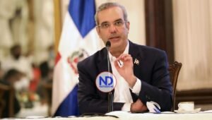 Presidente Abinader hablaría este domingo sobre la reforma fiscal; PRM llama a defenderla