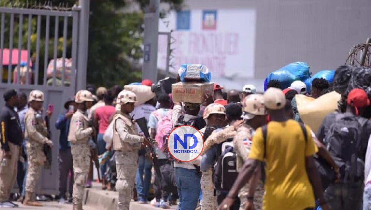 Inician operativo a «gran escala» para repatriar 10,000 haitianos por semana