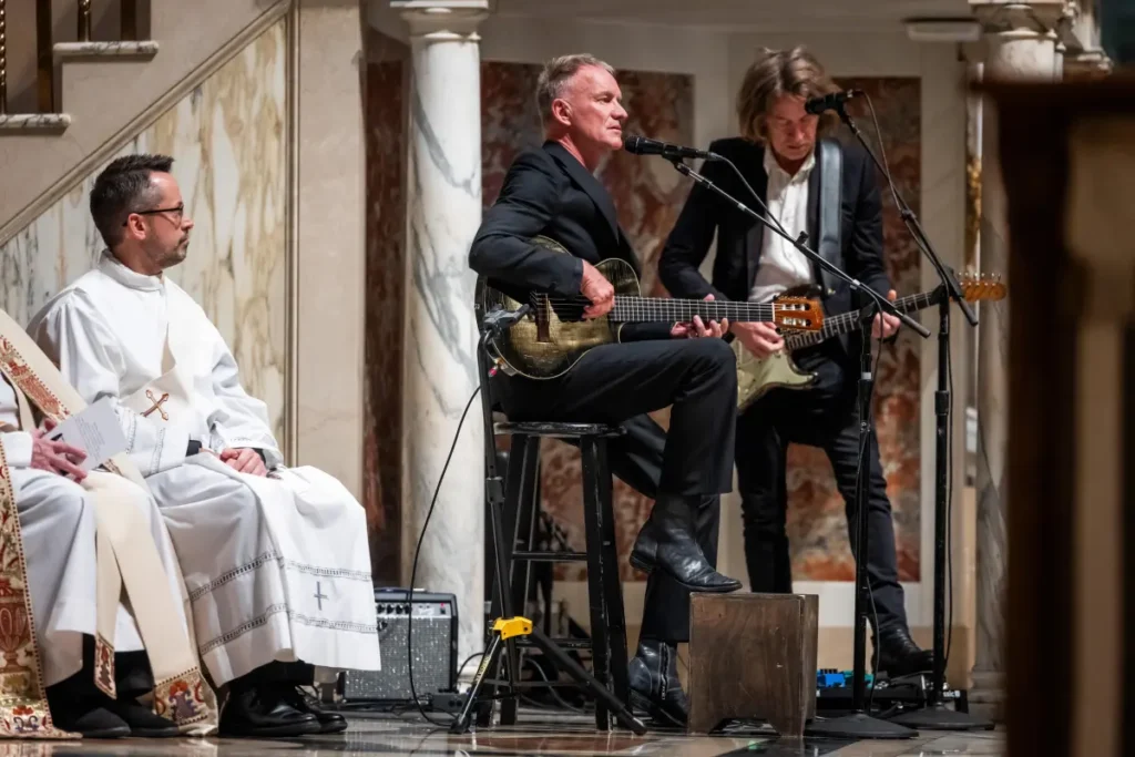 STING Joe Biden se reencuentra con Obama y Pelosi en funeral
