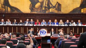 Sectores dominicanos exigen retiro proyecto reforma fiscal