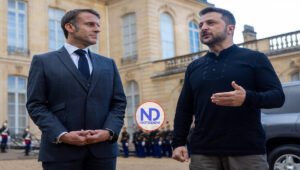 El Presidente de Ucrania descarta en París un alto el fuego con Rusia