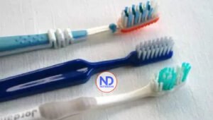 Expertos recomienda cambiar cepillo de dientes cada dos meses