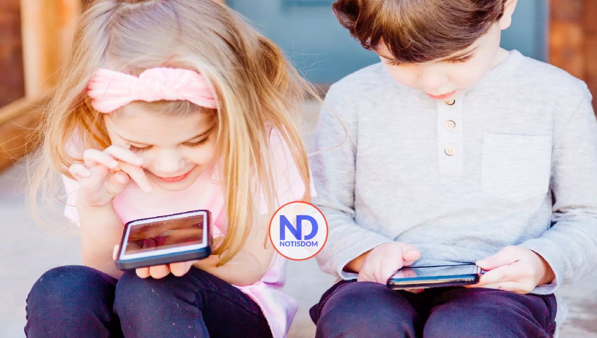 Demandan a Florida por ley que prohíbe uso de redes sociales a menores de 14 años