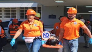 Cientos en la RD participaron en simulacro evacuación por sismo