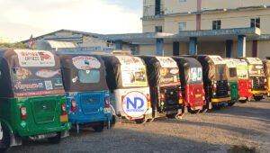 Multan a 14 taxistas “Poppi Express” que operaban sin licencia en La Altagracia