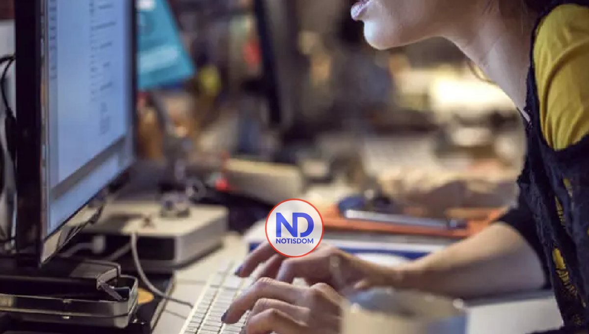 El 51 % de las mujeres del sector tecnológico siente que cobra menos que los hombres