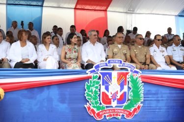 Abinader inauguro Abinader inaugura obras en SC, encabeza desfile Día Constitución