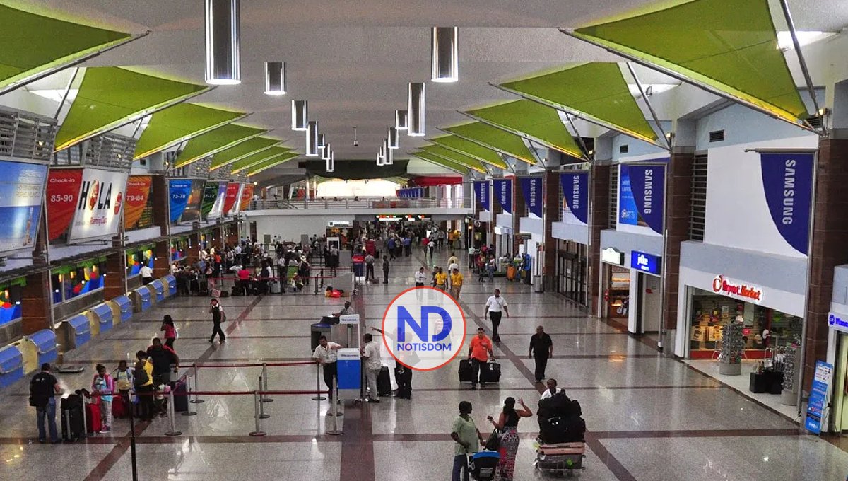 Inicia plan de manejo del flujo de pasajeros en aeropuertos por temporada alta 
