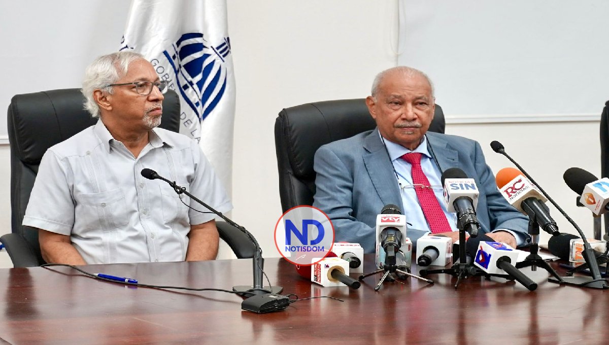 Ministerio de Educación evaluará desempeño de 129,953 docentes del país