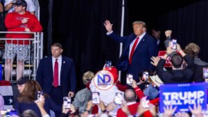 Trump promete poner fin a la inflación e “invasión” criminales