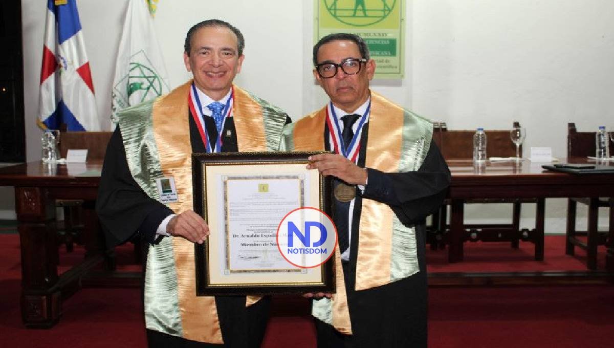 Reconoce Academia de Ciencias al Dr. Arnaldo Espaillat Matos