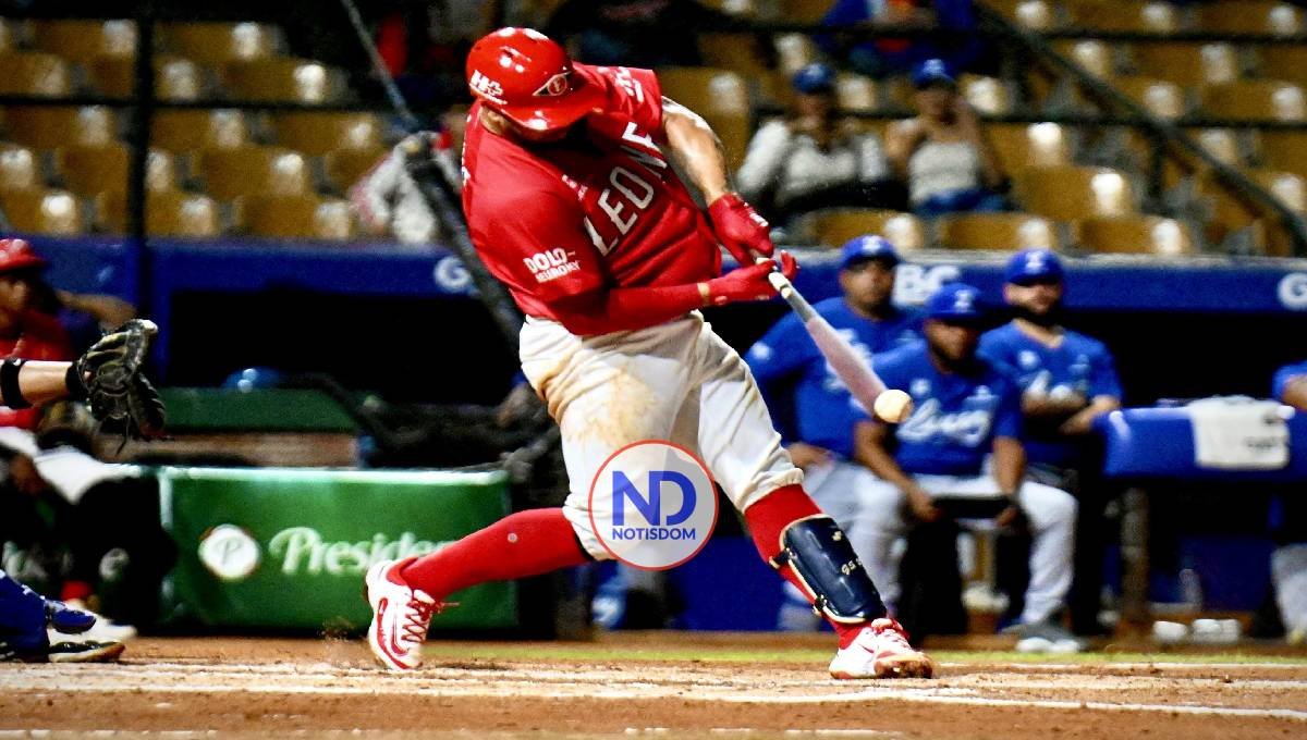 Gary Sánchez pega jonrón por los Leones; Aguilas y Estrellas ganan
