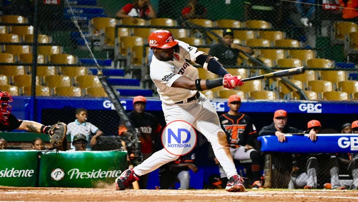 Leones dejan en el terreno a los Toros y vuelven al sendero de la victoria