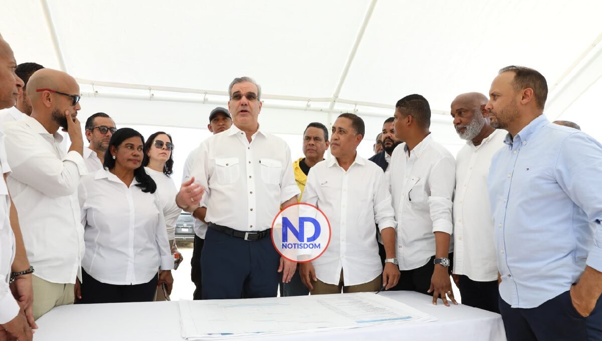 Presidente Abinader instruye malecón de Nagua esté listo el año próximo