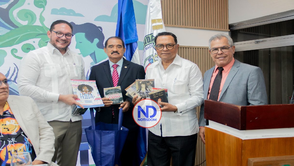 Universidad Central del Este entrega el Premio de Literatura UCE 2024 2 Universidad Central del Este entrega el Premio de Literatura UCE 2024