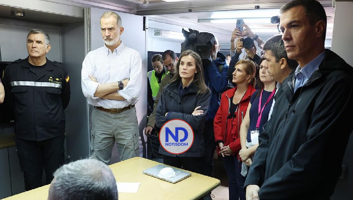 El rey de España reconoce enfado y «frustración» de los afectados