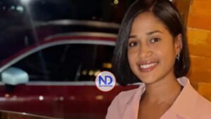 Hombre agrede a puñaladas a una mujer