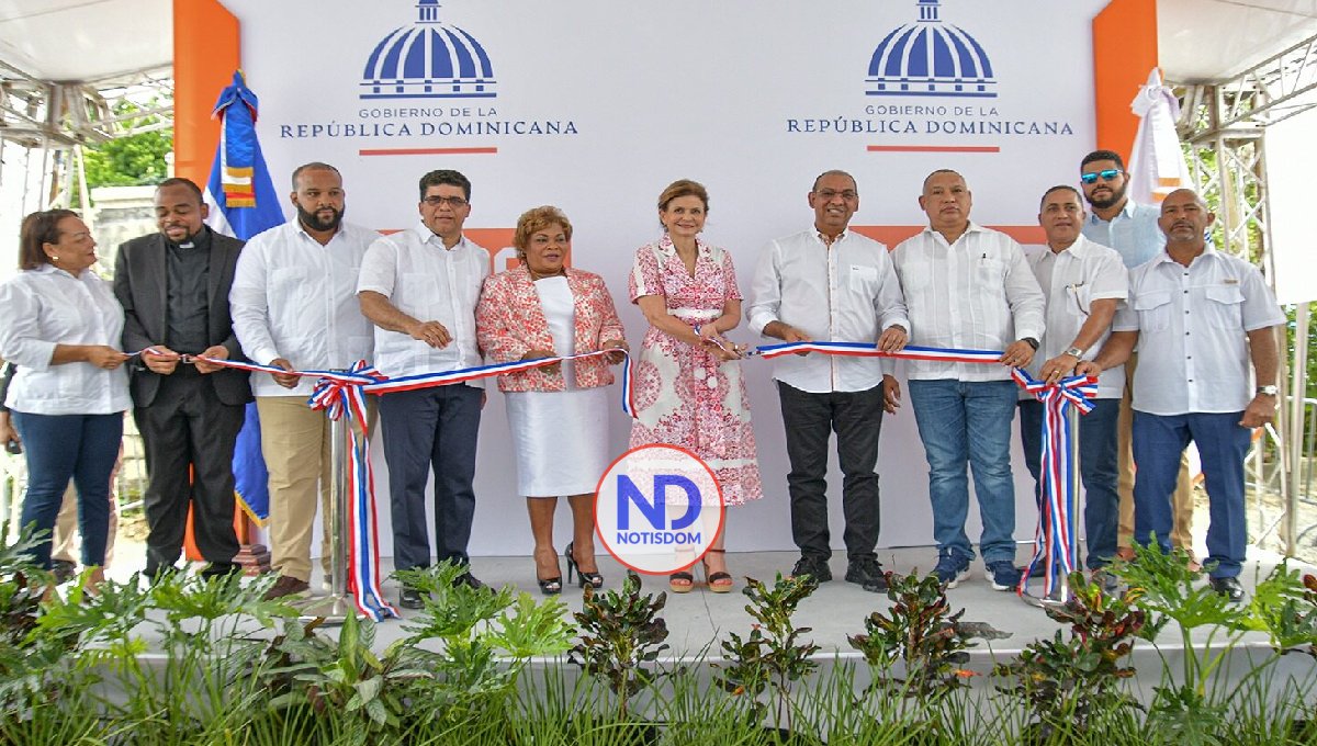 Gobierno inaugura asfaltado 82 calles en el Cachón de la Rubia
