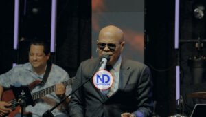 Rubby Pérez estrena álbum vivo bajo dirección de Manuel Tejada