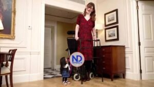 La mujer más alta del mundo se reúne con la más baja