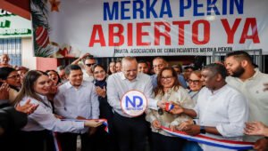 Alcaldía da apertura al Merka Pekín en la zona sur de Santiago