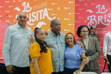 tony guaba Presidente Abinader inicia entrega bono navideño 2024