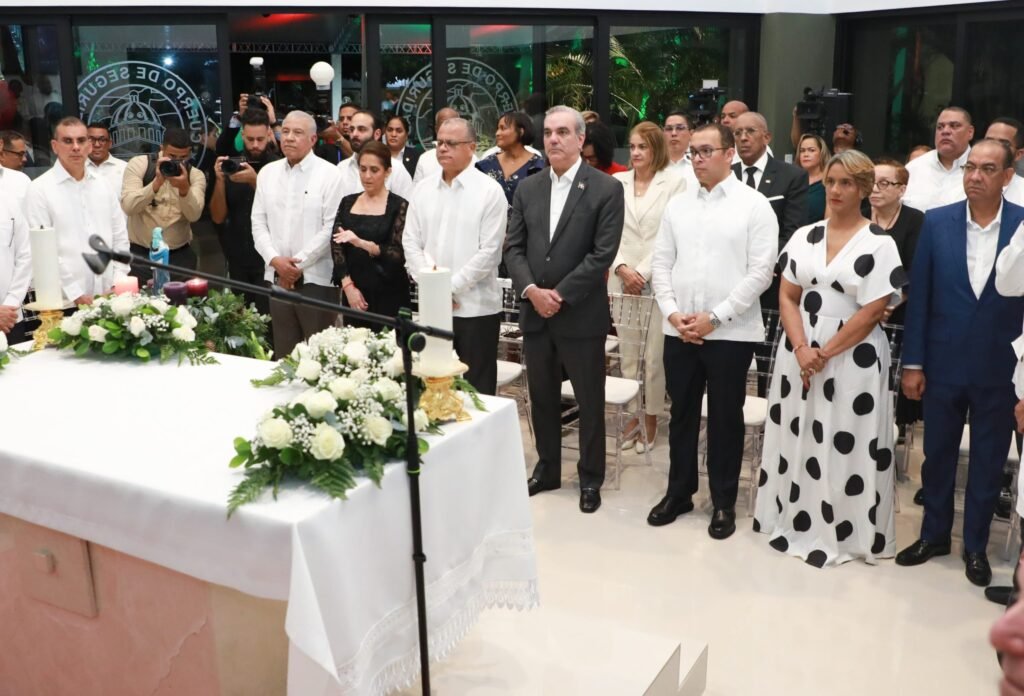 ABINADER INAUGURA CAPILLA 1 Abinader inaugura capilla del Cuerpo de Seguridad Presidencial
