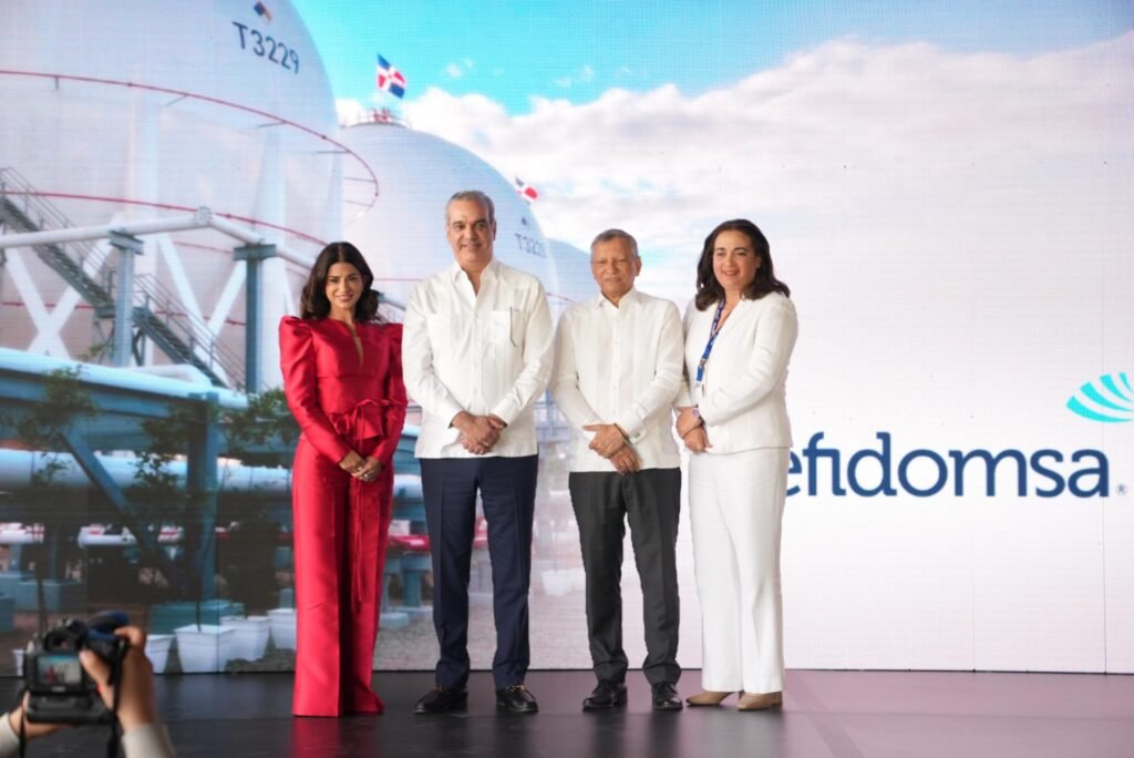 ABINADER Y OTROS 6 Refidomsa inaugura cuatro nuevas esferas de GLP