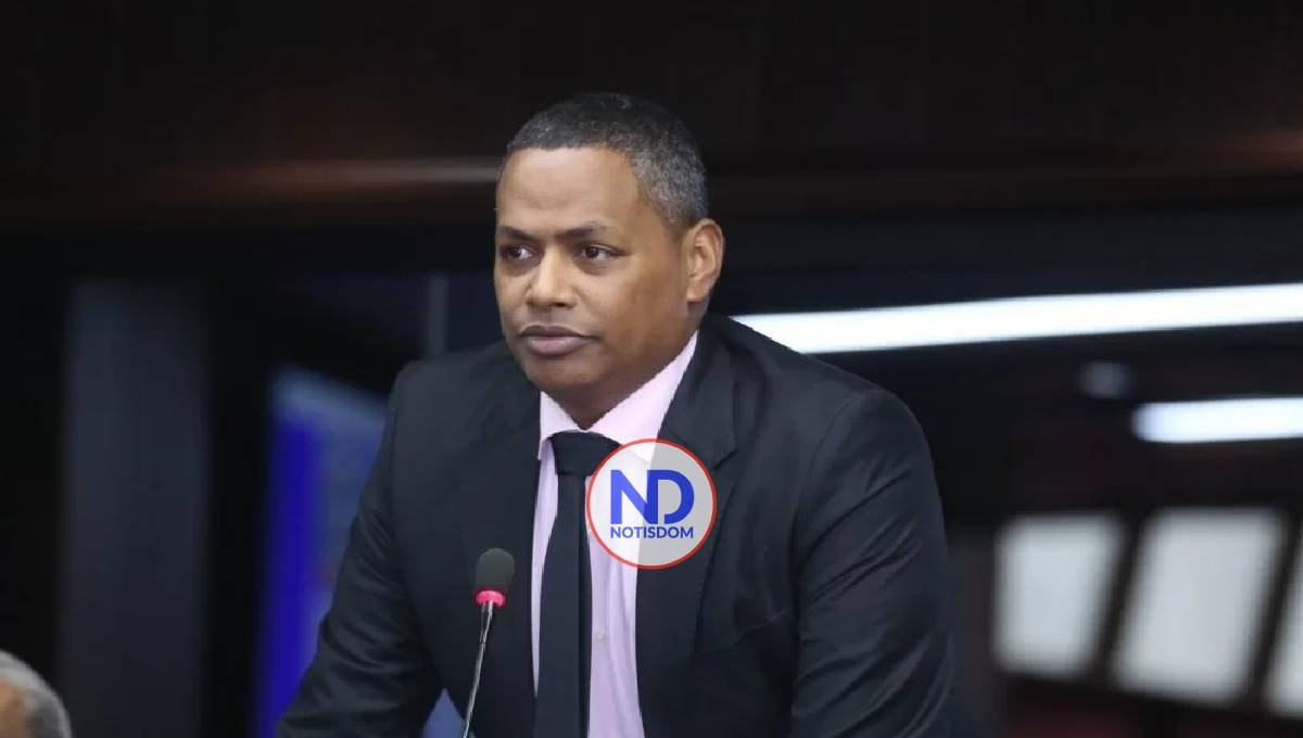 Bolívar Valera responde a críticos de su propuesta de autorregulación de contenidos digitales