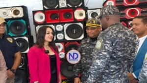 Interior y Policía incauta bocinas en Santo Domingo Oeste