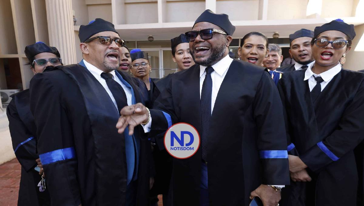 Fiscales mantienen su convocatoria a paro nacional de laborales