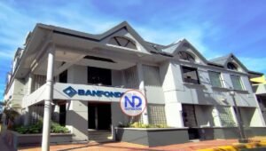 Banco FONDESA gana Platino en octava edición Premios 2025