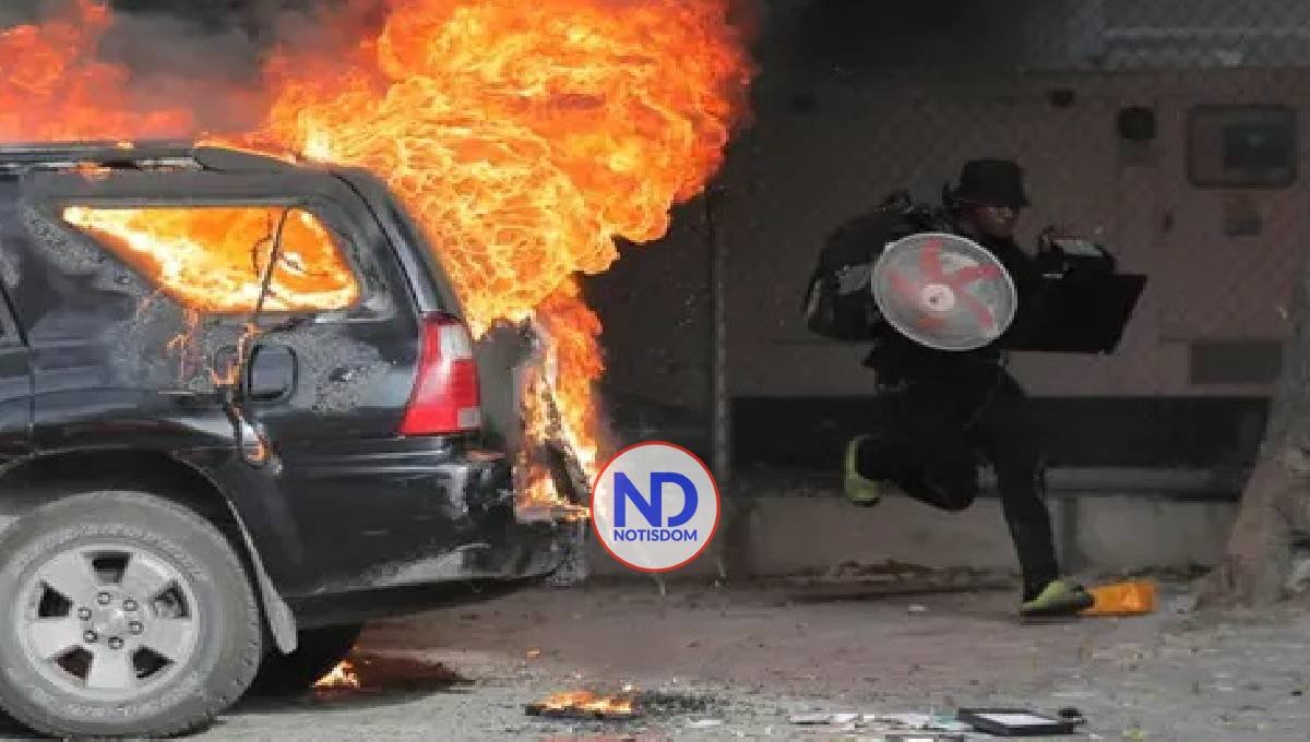 Pandillas de Haití prenden fuego a templo; hay distintas víctimas 2 Pandillas de Haití prenden fuego a templo; hay distintas víctimas