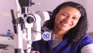 Oftalmóloga advierte sobre accidentes oculares en Navidad