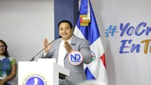 Manuel Conde destaca esfuerzo de Escuela de Formación Política PRM