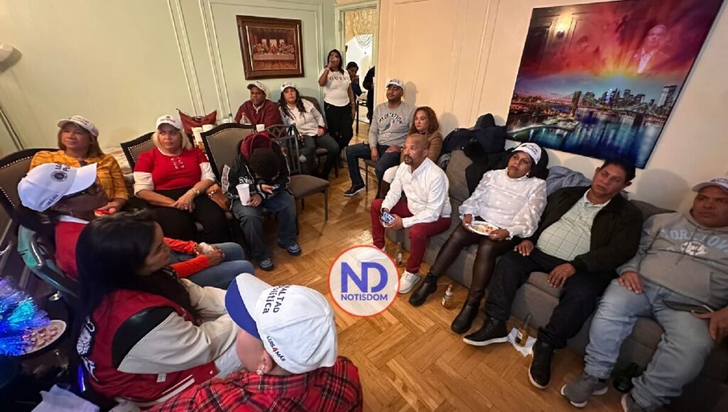 NOTISDOM FOTOS PF 68 Corriente perremeísta Lealtad Política lanza programa 'Familias que deciden'