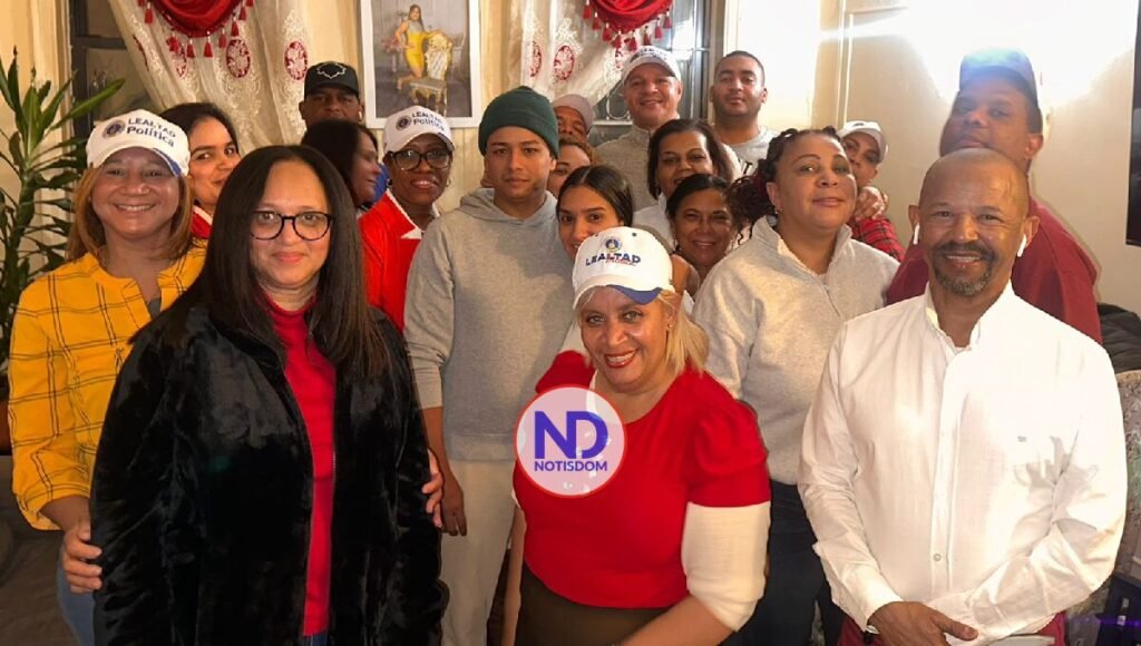 NOTISDOM FOTOS PF 69 Corriente perremeísta Lealtad Política lanza programa 'Familias que deciden'