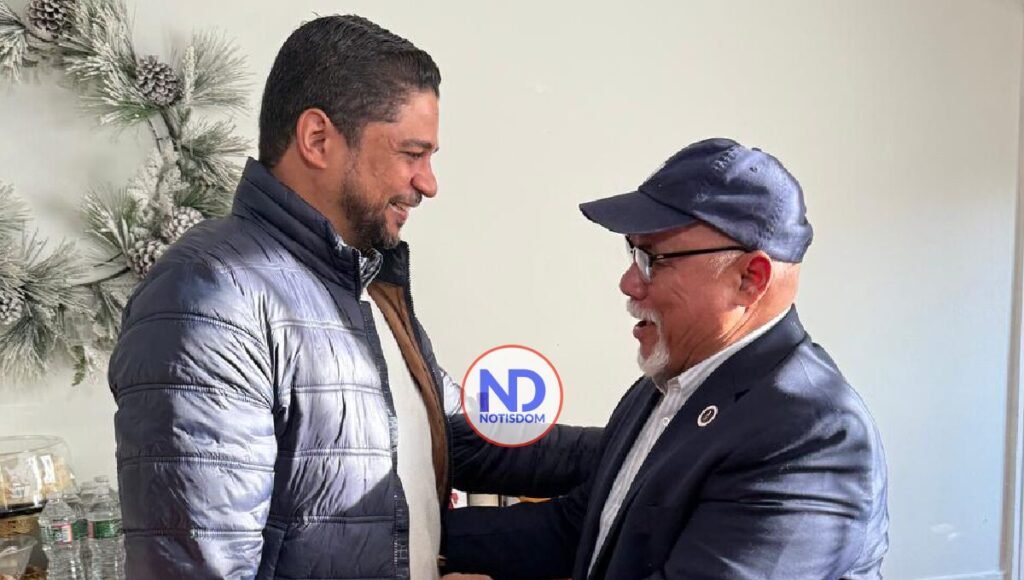 NOTISDOM FOTOS PF 84 Senador Gustavo Lara realiza positivo encuentro con sancristobalenses en Nueva Jersey