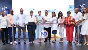 Primera dama entrega ampliación y remozamiento del hospital Pedro María Santana