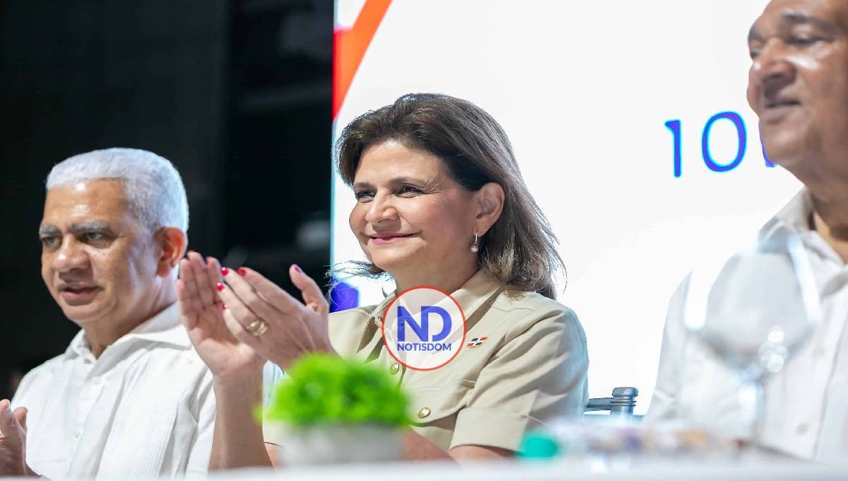 Raquel Peña participa en juramentación de nueva directiva de Conatra 2 Raquel Peña participa en juramentación de nueva directiva de Conatra