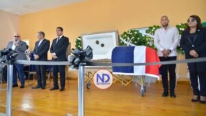 Kelvin Cruz encabeza gran despedida a Ricardo Carty